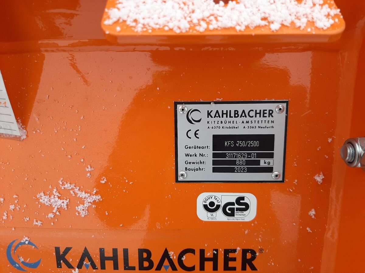 Schneeräumschild des Typs Kahlbacher KFS 750/2500, Neumaschine in Saalfelden (Bild 2)