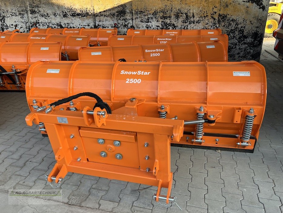 Schneeräumschild des Typs KG-AGRAR SnowStar 2700 3000 Schneeräumschild, Neumaschine in Langensendelbach (Bild 1)