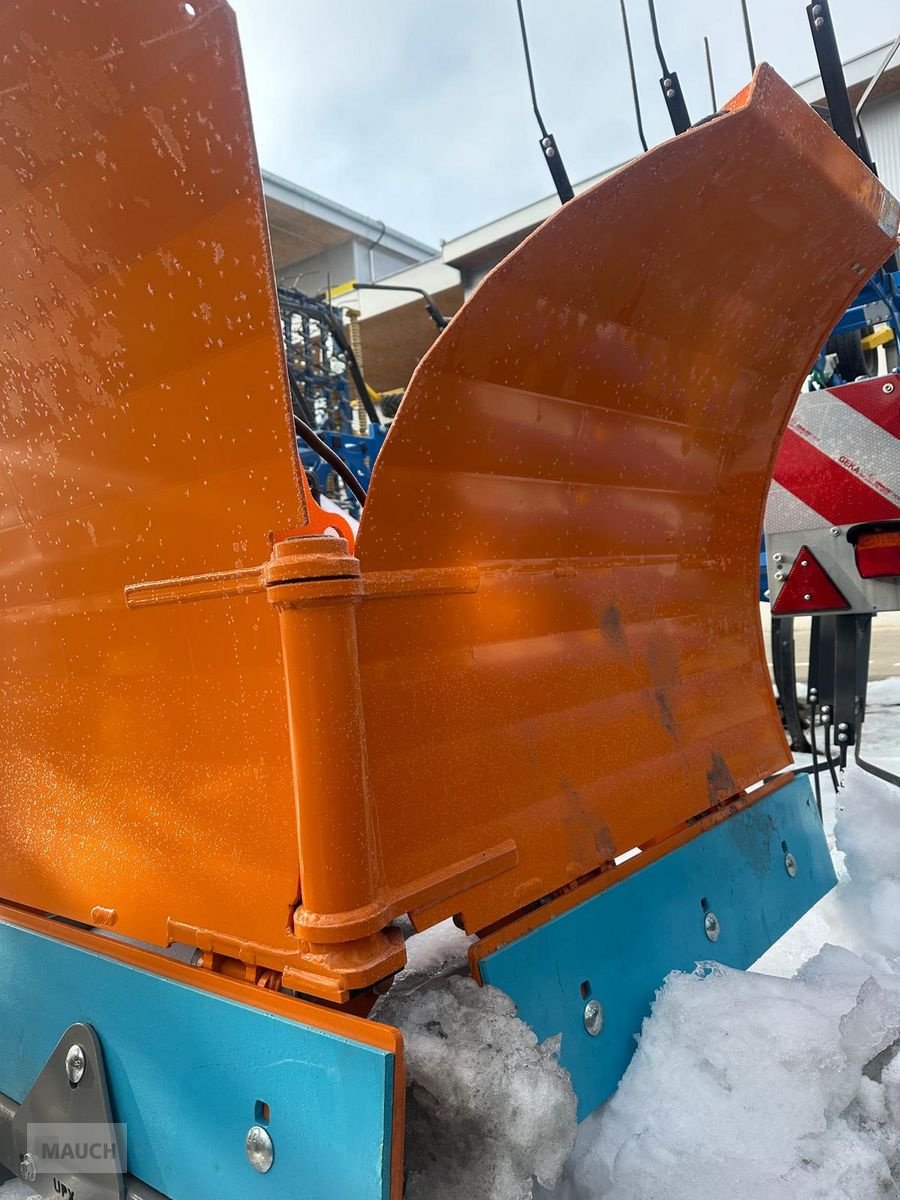 Schneeräumschild of the type Optimal UPX 440-245, Neumaschine in Burgkirchen (Picture 3)