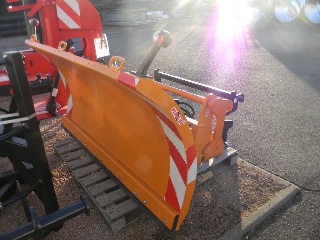 Schneeräumschild типа Sonstige 200, Gebrauchtmaschine в ENNEZAT (Фотография 1)
