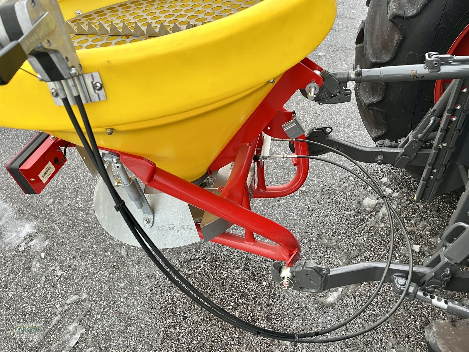 Schneeräumschild типа Sonstige Agromechanika Salzstreuer / Splittstreuer 400L, Neumaschine в Kematen (Фотография 11)