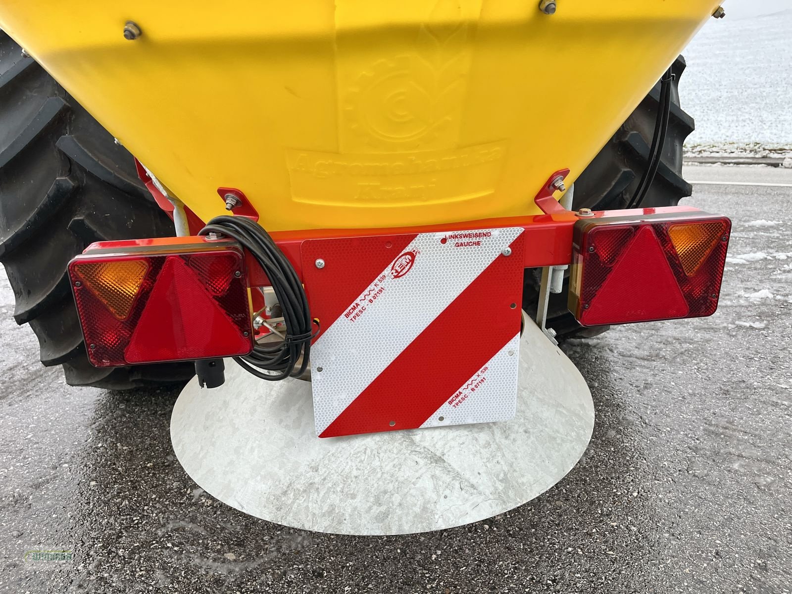 Schneeräumschild типа Sonstige Agromechanika Salzstreuer / Splittstreuer 400L, Neumaschine в Kematen (Фотография 8)