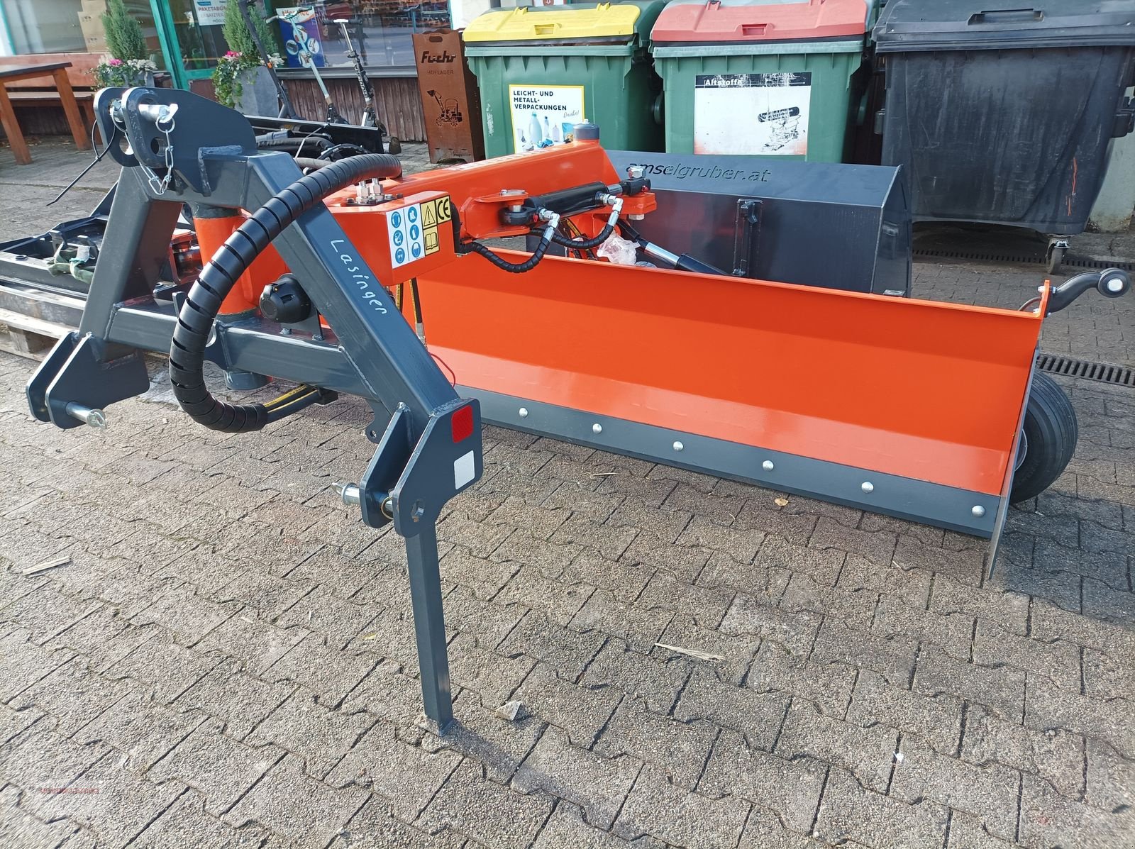 Schneeräumschild от тип Sonstige Dominator Graderschild  X2500, Gebrauchtmaschine в Tarsdorf (Снимка 7)