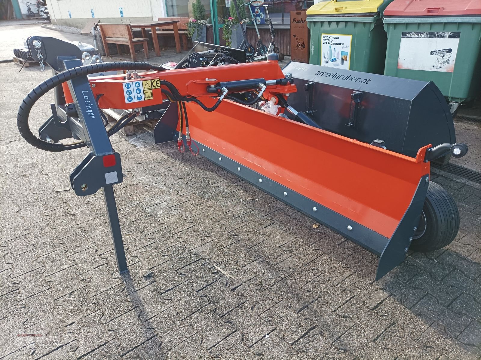 Schneeräumschild от тип Sonstige Dominator Graderschild  X2500, Gebrauchtmaschine в Tarsdorf (Снимка 8)