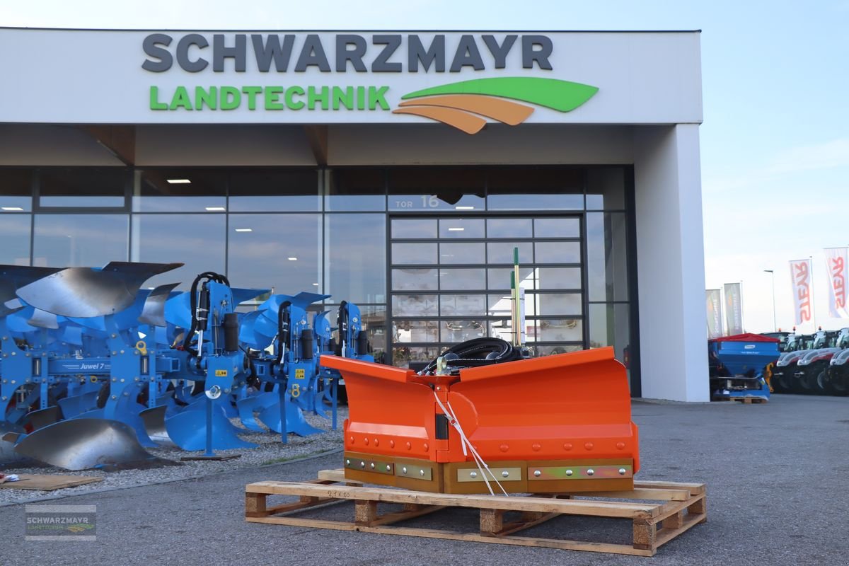 Schneeräumschild типа Sonstige Giant Schneeschild V 1800m, Neumaschine в Gampern (Фотография 1)