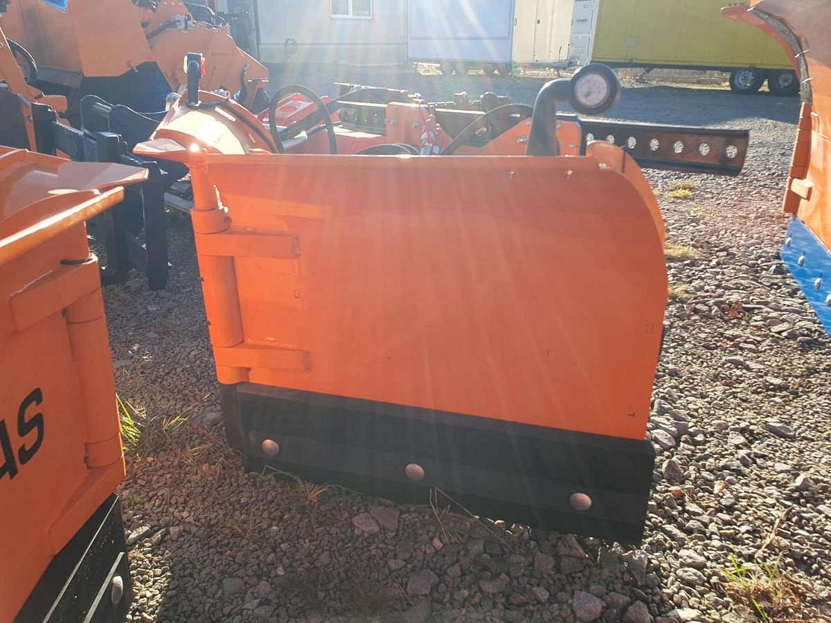 Schneeräumschild of the type Sonstige PADAGAS VARIO SCHNEESCHILD Traktor Hoflader Bema, Neumaschine in Aigen-Schlägl (Picture 8)
