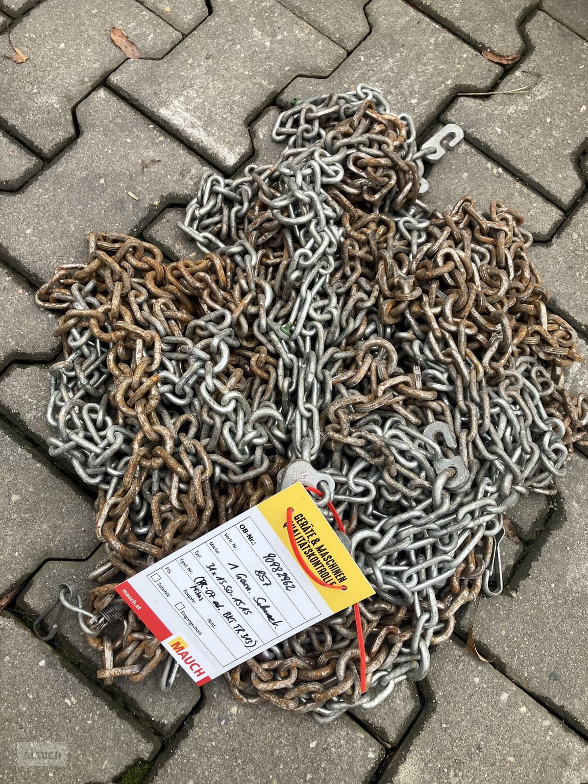 Schneeräumschild des Typs Sonstige Pewag Schneeketten  31X15.50-15AS, Gebrauchtmaschine in Burgkirchen (Bild 1)