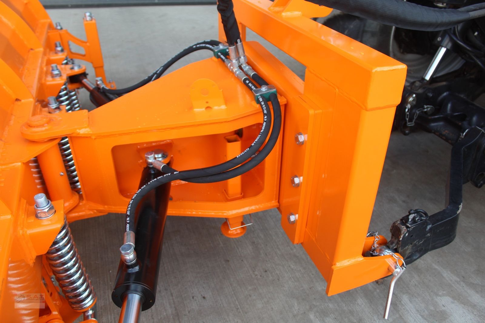 Schneeräumschild des Typs Sonstige SAT Schneeschild mit Ausklinkung - Schneepflug, Neumaschine in Eberschwang (Bild 9)