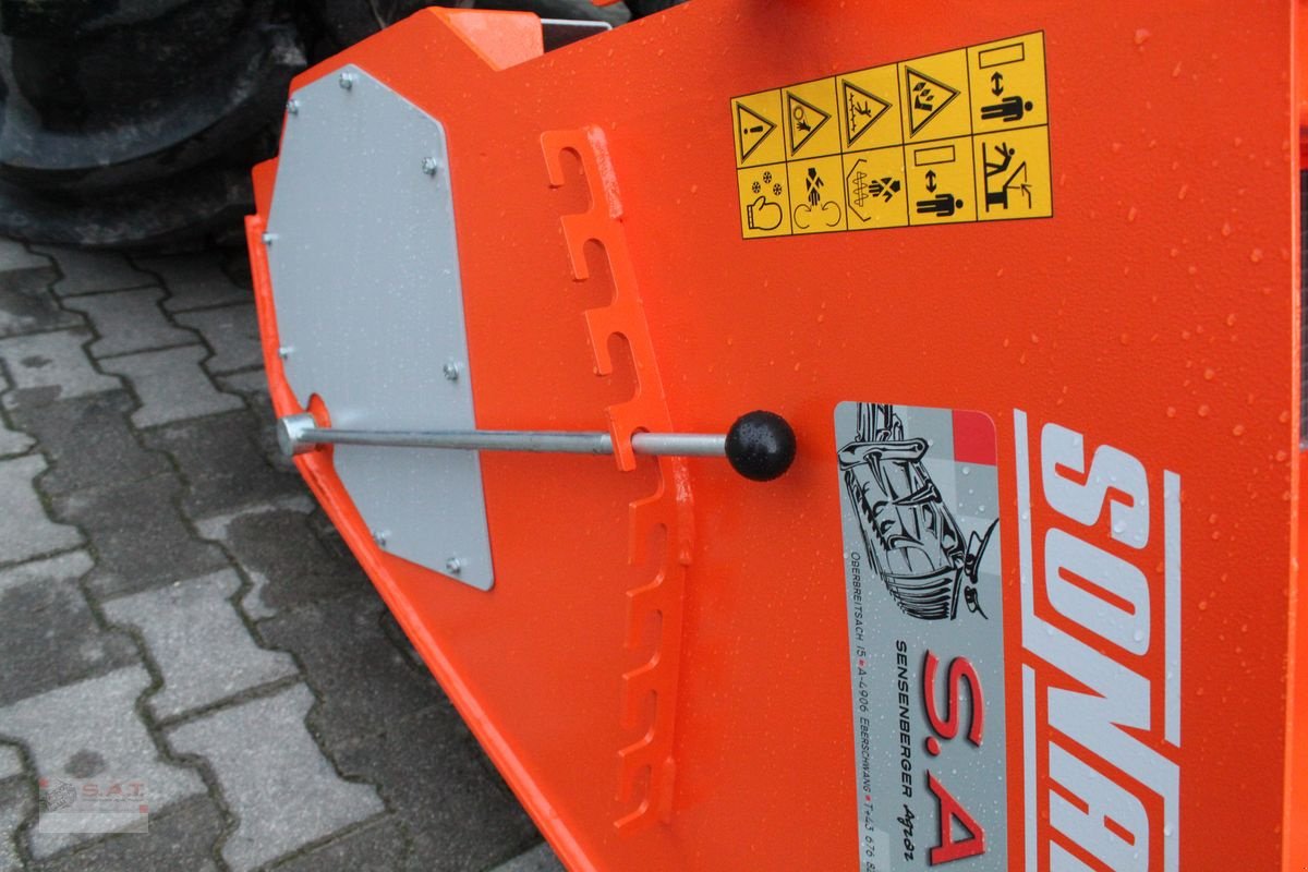 Schneeräumschild des Typs Sonstige SAT Selbstladestreuer - Salz und Splitstreuer, Neumaschine in Eberschwang (Bild 11)
