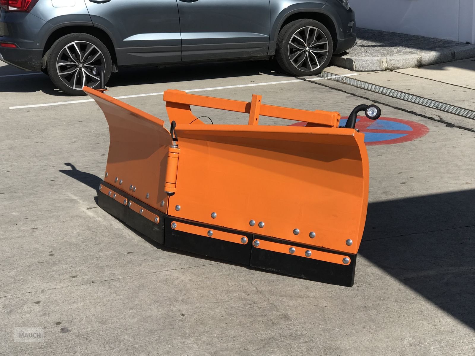 Schneeräumschild des Typs Sonstige Schneepflug Vario Mini 2m, Neumaschine in Burgkirchen (Bild 2)