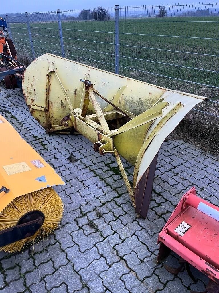 Schneeräumschild typu Sonstige Sneplov Spidsplov med 3 pkt. ophæng, Gebrauchtmaschine v Mern (Obrázek 1)