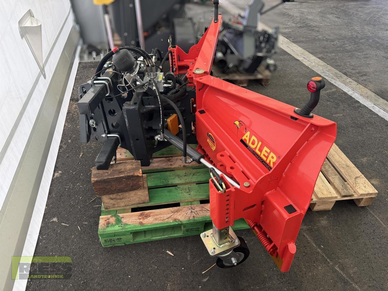 Schneeräumschild typu Sonstige Sonstige ADLER 2,1m V-SERIE Vario, Gebrauchtmaschine v Homberg/Ohm - Maulbach (Obrázek 4)