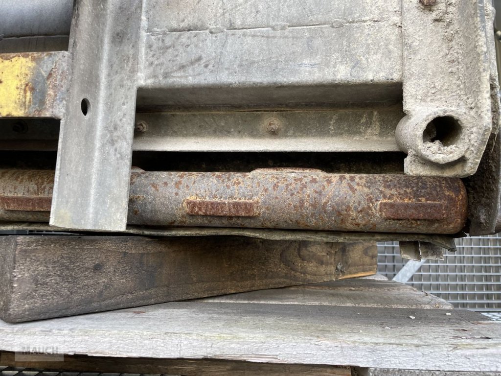 Schneeräumschild des Typs Sonstige Walzenstreuer mit Holzaufbau, Gebrauchtmaschine in Burgkirchen (Bild 3)