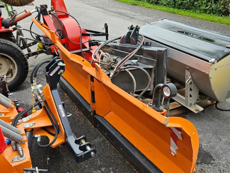 Schneeräumschild типа Stekro Schneepflug Vario, Gebrauchtmaschine в Hopfgarten (Фотография 1)