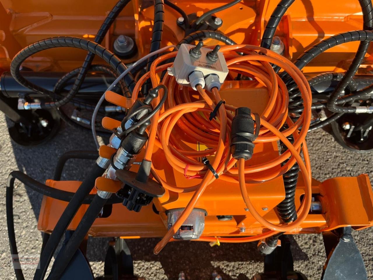 Schneeräumschild des Typs Trejon Optimal UPX 440-245, Neumaschine in Tuntenhausen (Bild 6)