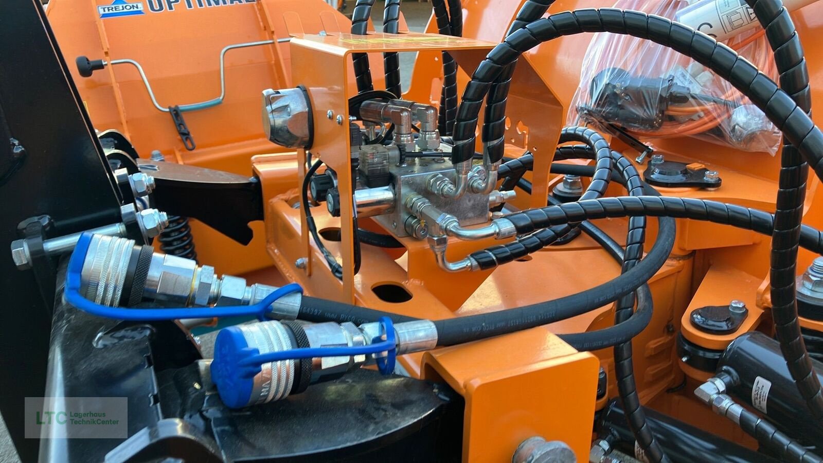 Schneeräumschild tip Trejon Optimal UPX 440-245, Neumaschine in Redlham (Poză 10)