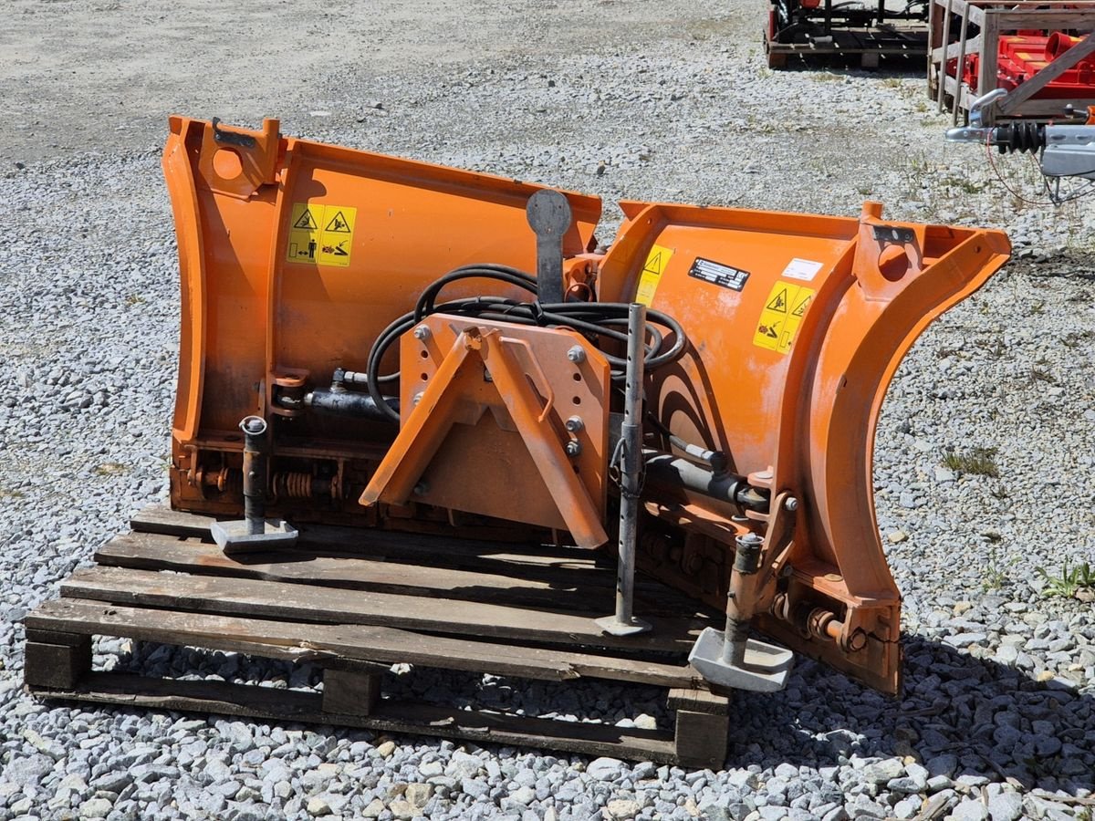Schneeräumschild des Typs Wiedenmann VARIO SCHNEESCHILD Kubota Iseki Holder John Deer, Vorführmaschine in Aigen-Schlägl (Bild 1)