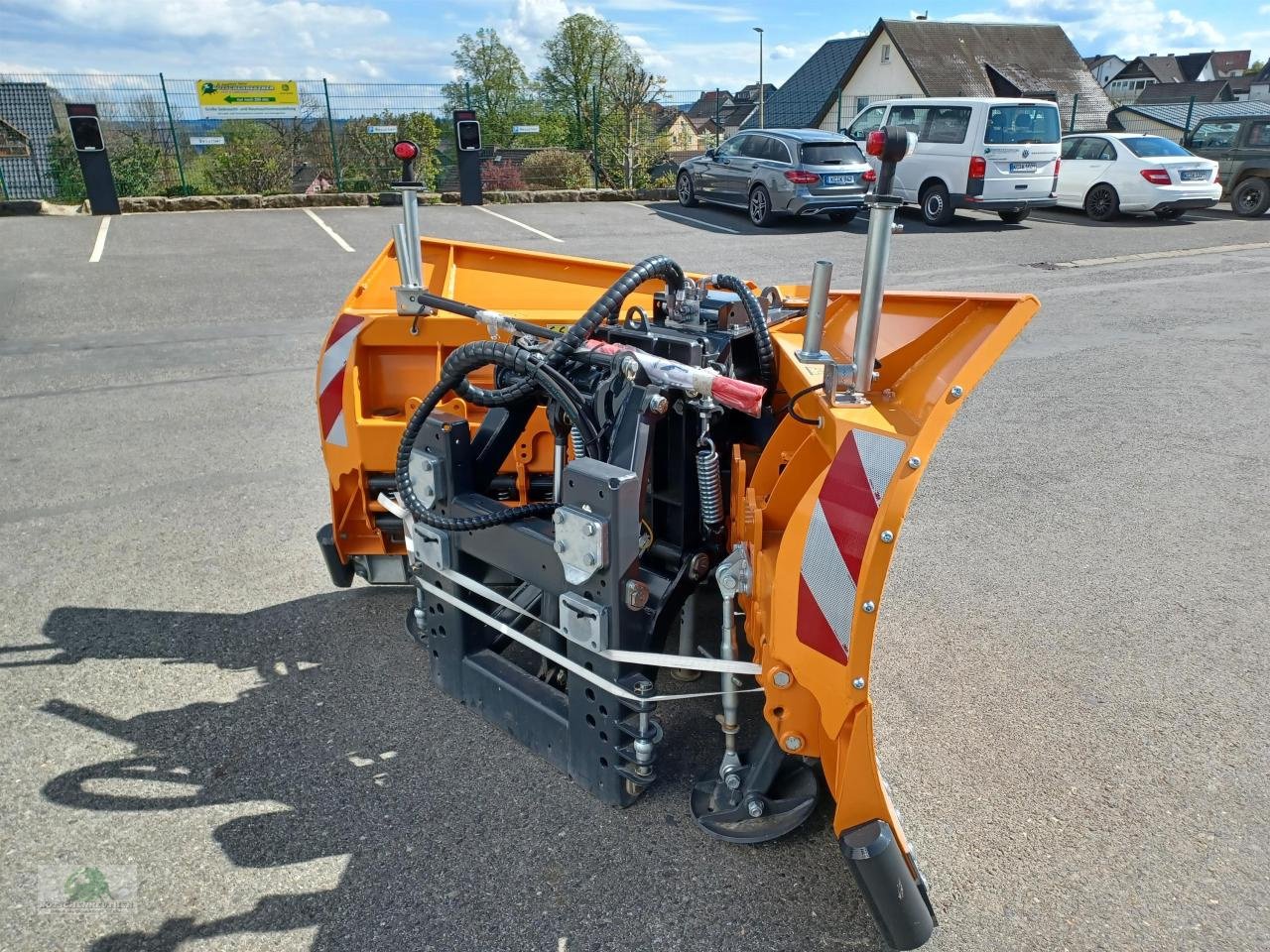 Schneeräumschild des Typs Wintec Vario_XM 300 DIN, Neumaschine in Steinwiesen (Bild 3)