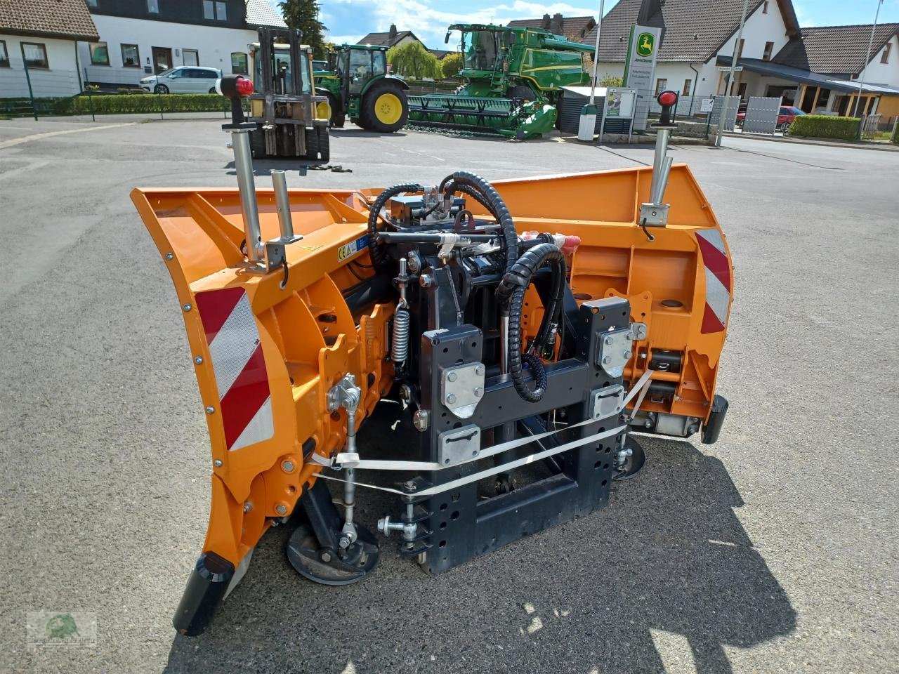 Schneeräumschild des Typs Wintec Vario_XM 300 DIN, Neumaschine in Steinwiesen (Bild 4)