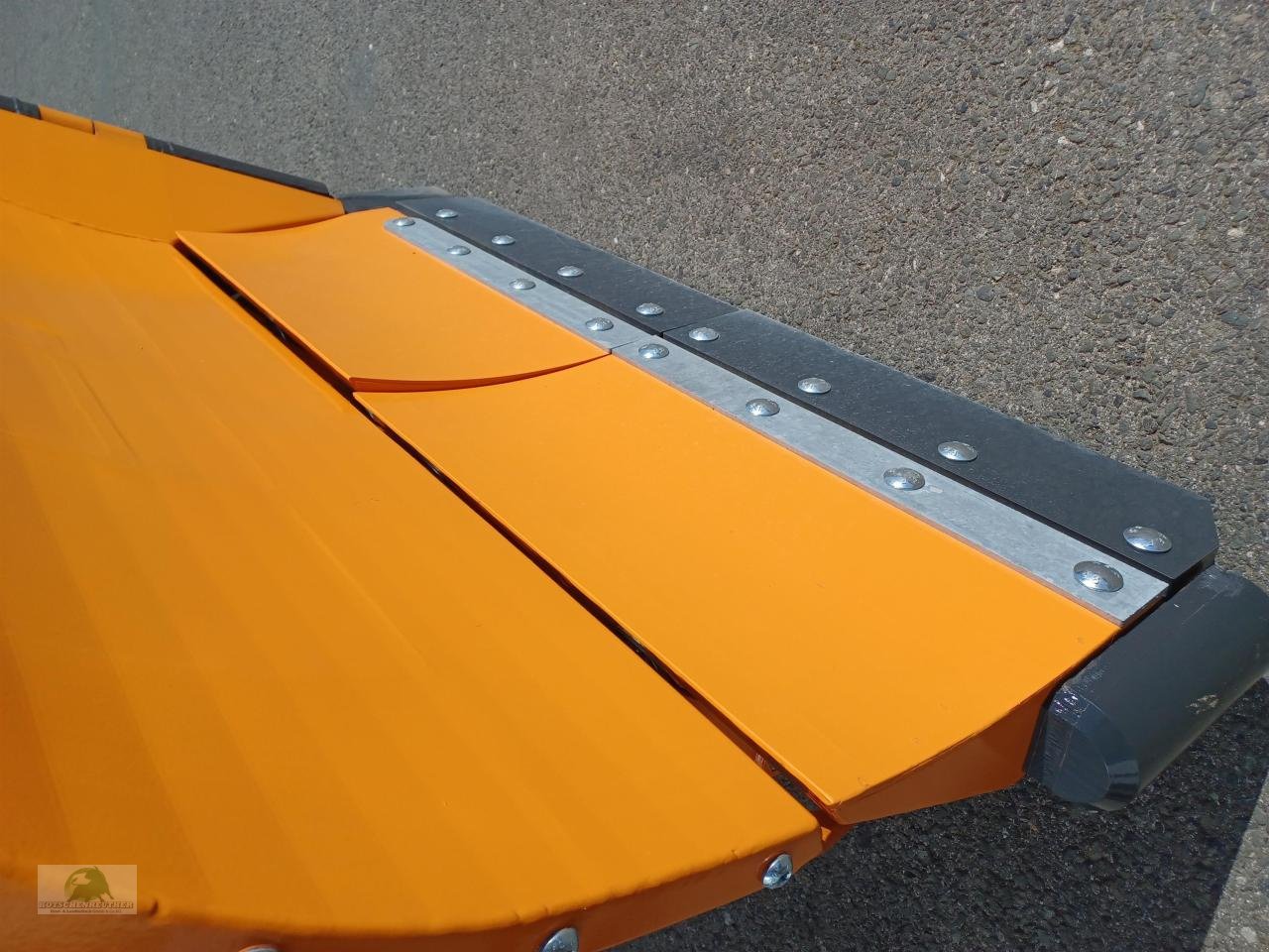 Schneeräumschild des Typs Wintec Vario_XM 300 DIN, Neumaschine in Steinwiesen (Bild 6)