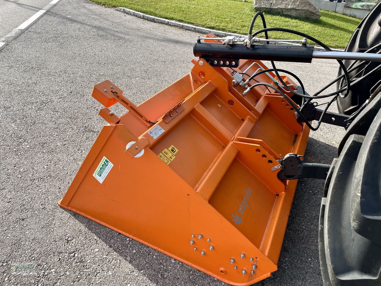 Schneeräumschild typu ZAGRODA Splittstreuer 1000kg 2,1m, Neumaschine v Kematen (Obrázek 7)