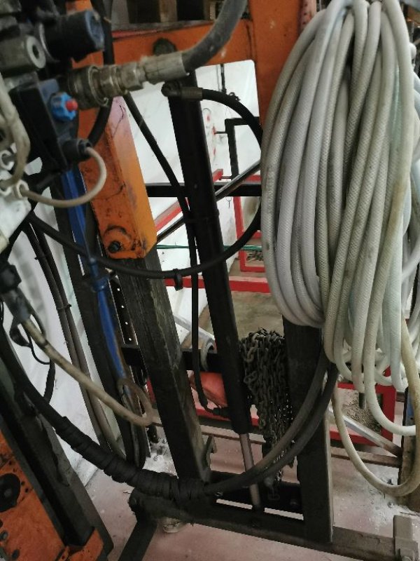 Schneidgerät of the type Binger LS 100, Gebrauchtmaschine in ST MARTIN EN HAUT (Picture 3)