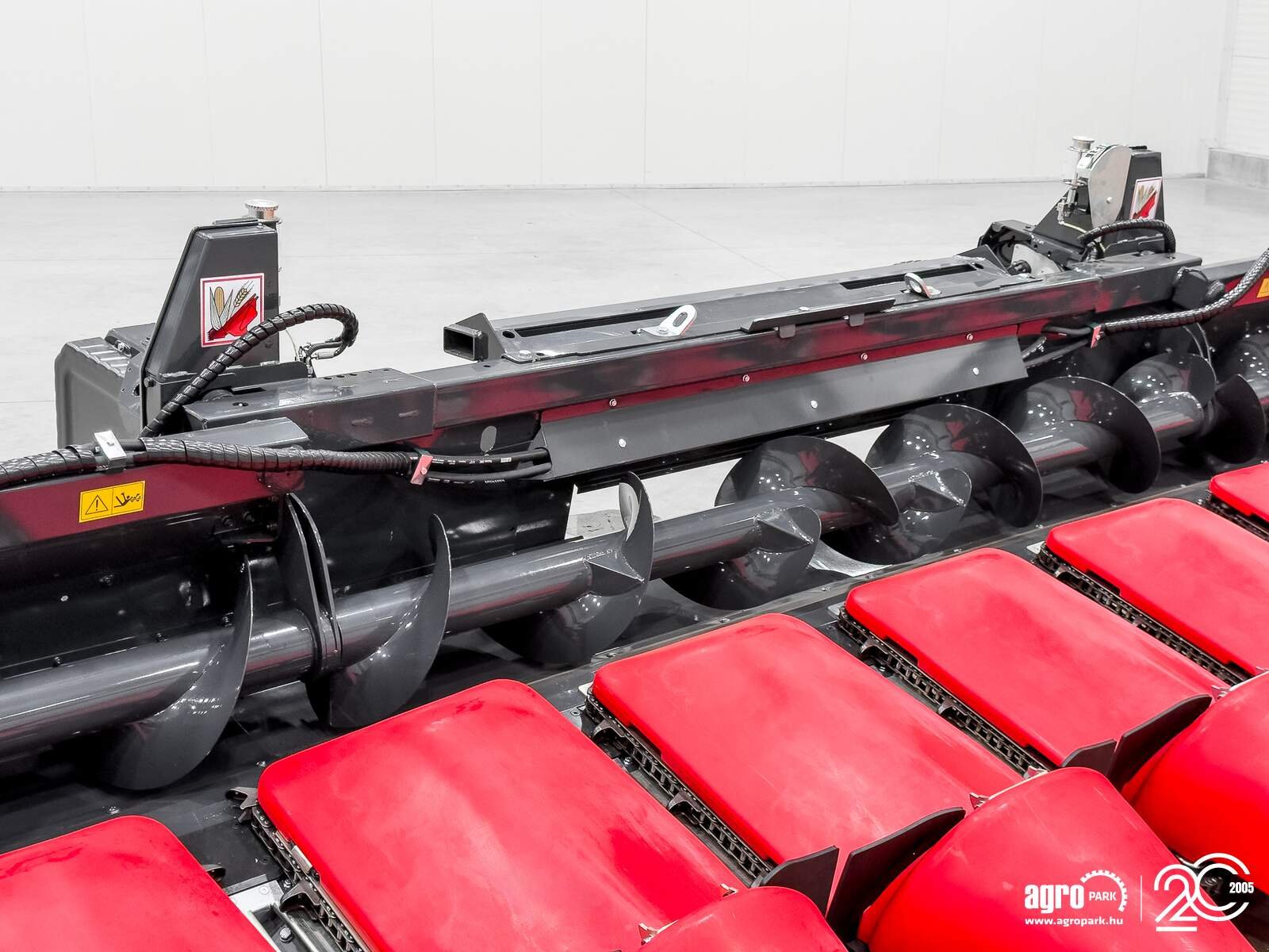 Schneidwerk of the type Capello Quasar R8, Gebrauchtmaschine in Csengele (Picture 19)