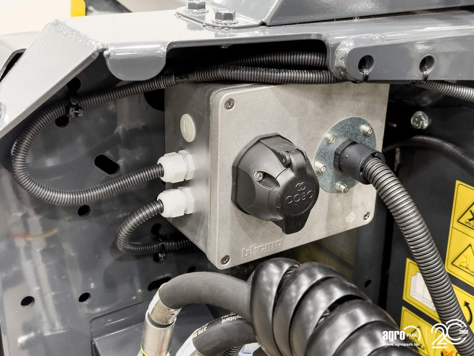 Schneidwerk of the type Capello Quasar R8, Gebrauchtmaschine in Csengele (Picture 22)