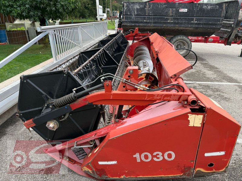 Schneidwerk des Typs Case IH 1030, Gebrauchtmaschine in Offenhausen (Bild 1)