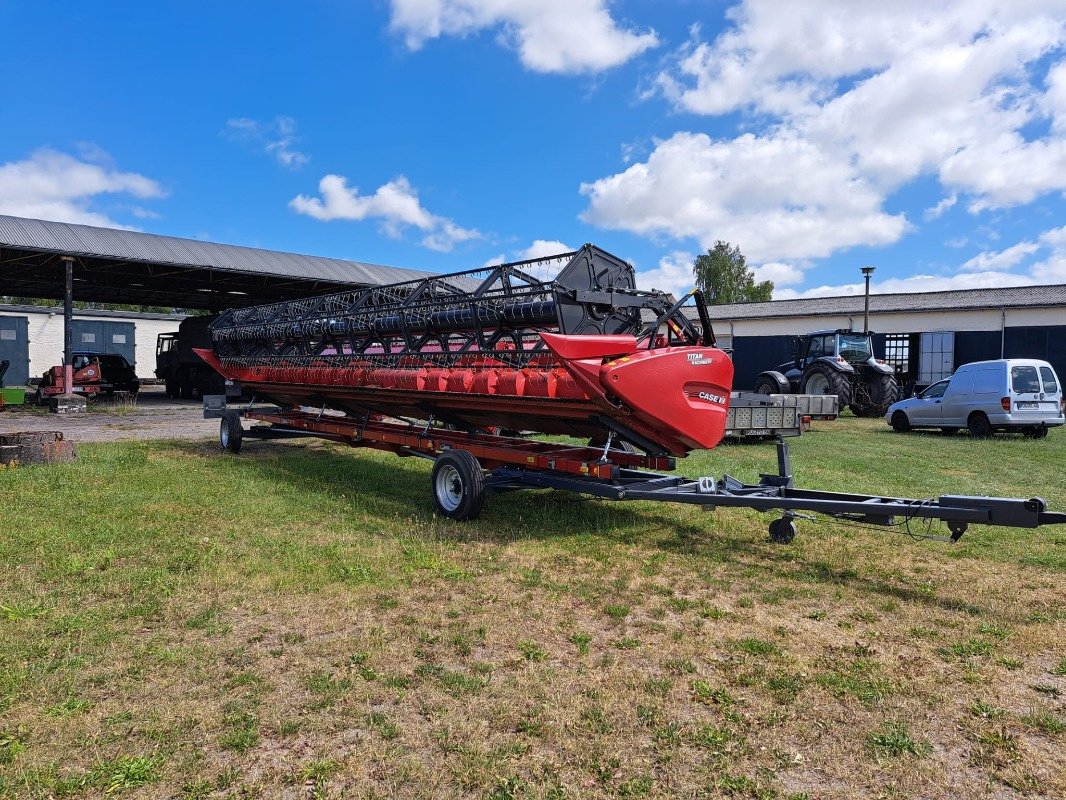 Schneidwerk des Typs Case IH 3050 HD 10,67m, Neumaschine in Gülzow-Prüzen OT Mühlengeez (Bild 2)