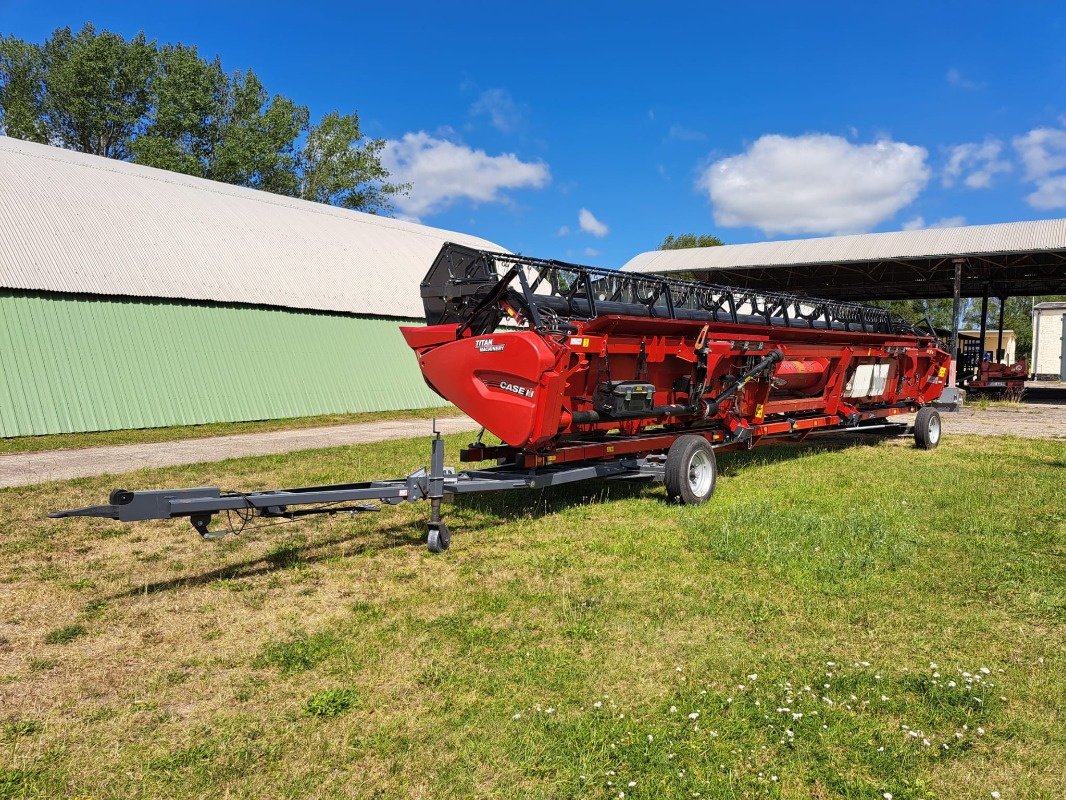 Schneidwerk des Typs Case IH 3050 HD 10,67m, Neumaschine in Gülzow-Prüzen OT Mühlengeez (Bild 3)