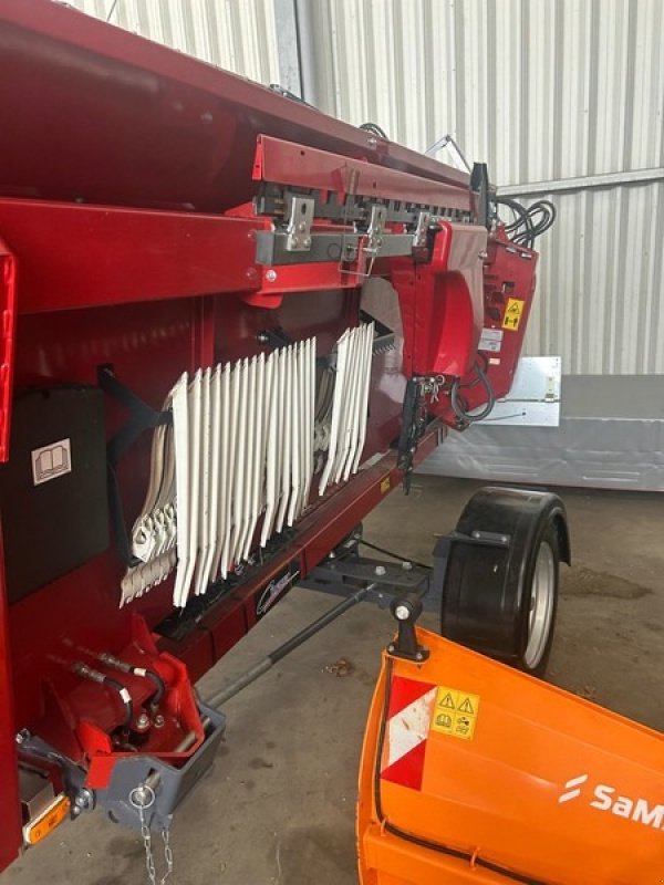 Schneidwerk tipa Case IH 3050 HD 9,14 m - Schneidwerk inklusive Wagen, Gebrauchtmaschine u Burkau (Slika 5)