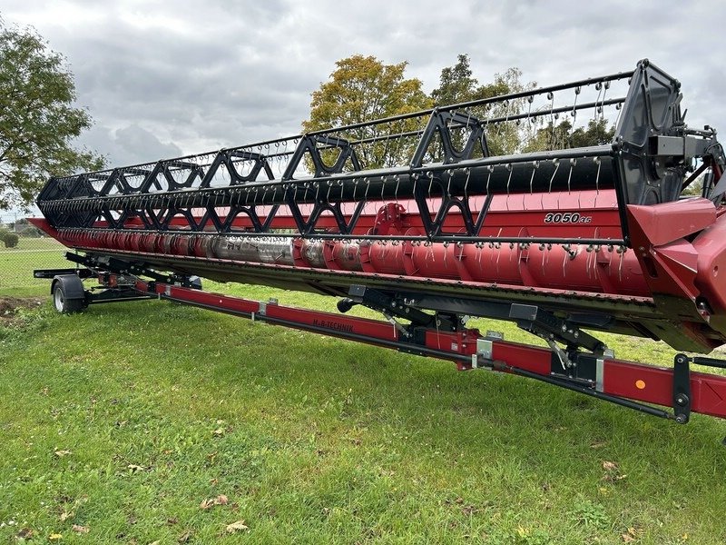 Schneidwerk des Typs Case IH 3050 Vario HD - 10,67m, Gebrauchtmaschine in Rollwitz (Bild 1)