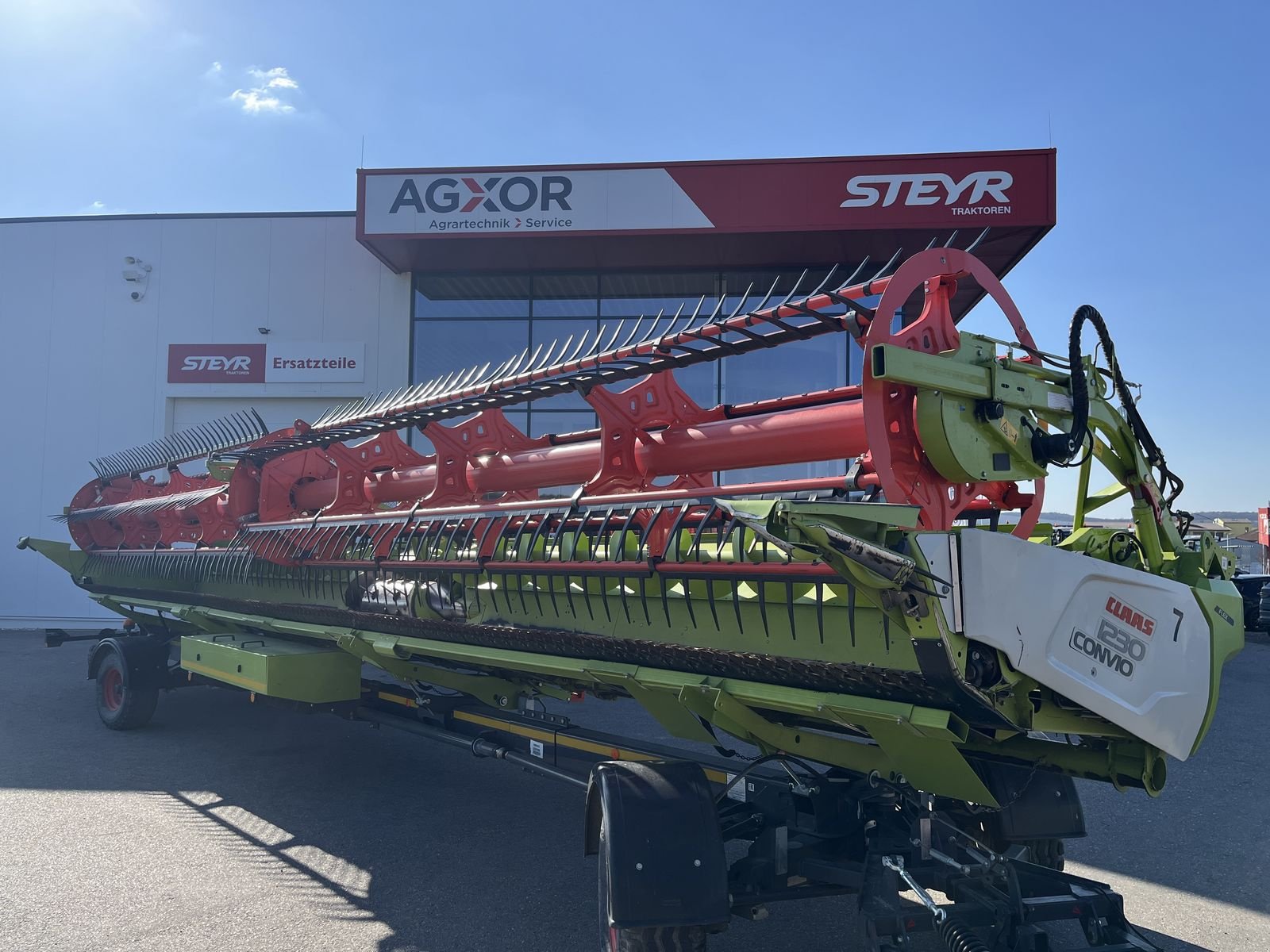 Schneidwerk от тип CLAAS 1230 Convio Flex + Schneidwerkswagen, Gebrauchtmaschine в Harmannsdorf (Снимка 5)