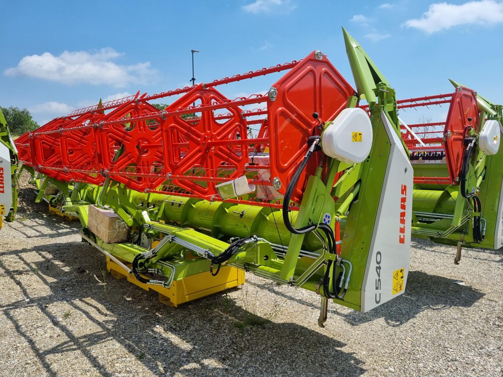 Schneidwerk des Typs CLAAS C 540, Neumaschine in Naklo (Bild 1)