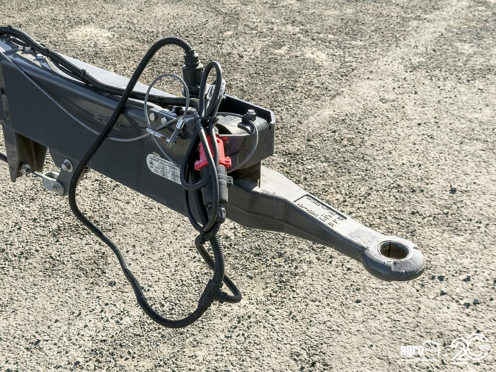 Schneidwerk typu CLAAS V680 (Vario 680) 6,8 m Vario header for Claas Tucano and Lexion combines, transport trolley, rape side knives, Gebrauchtmaschine v Csengele (Obrázek 15)