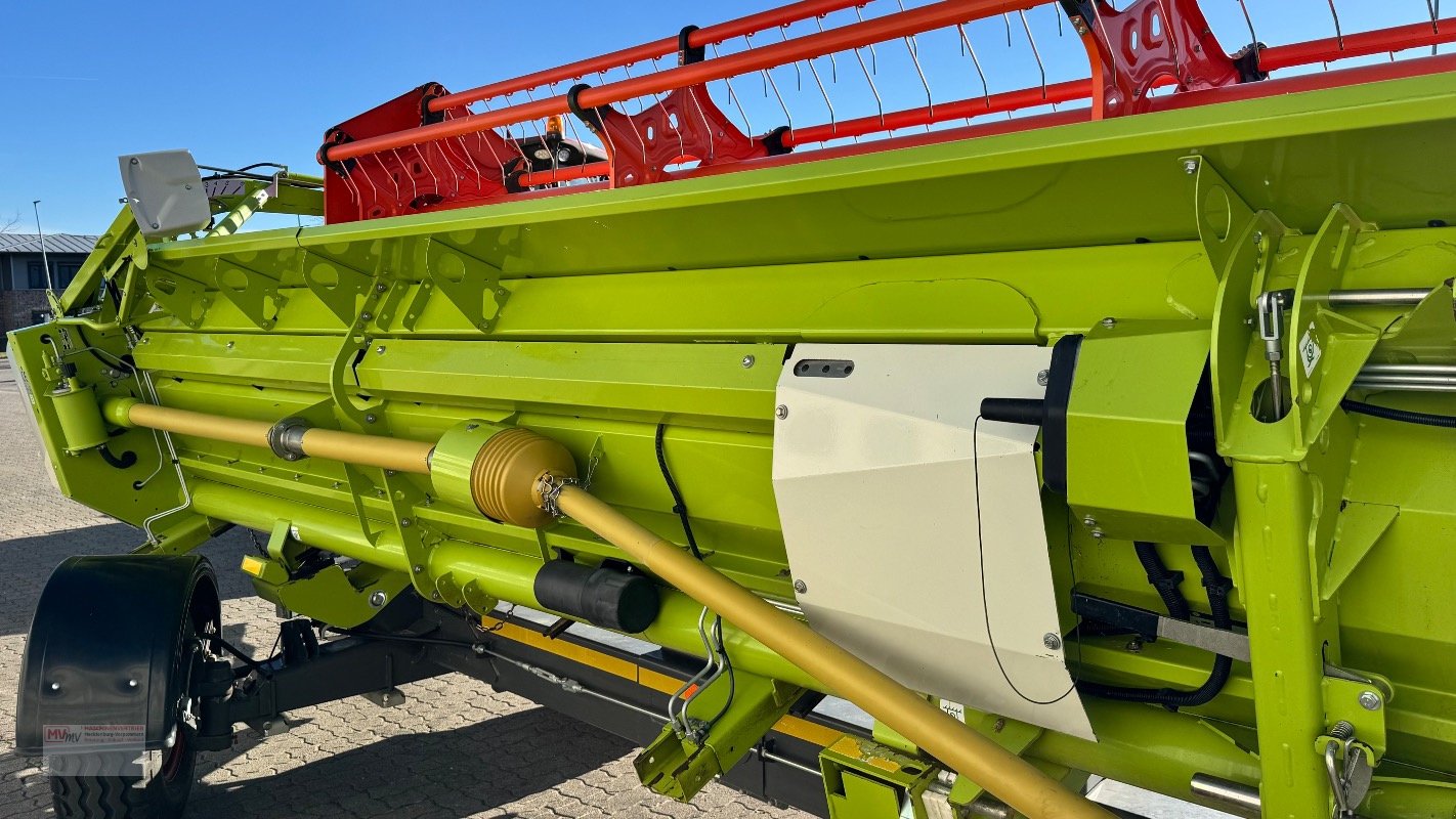 Schneidwerk des Typs CLAAS VARIO 1080 + Schneidwerkswagen, Gebrauchtmaschine in Neubrandenburg (Bild 8)