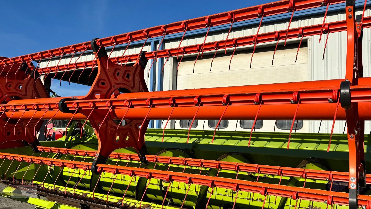 Schneidwerk des Typs CLAAS VARIO 1080 + Schneidwerkswagen, Gebrauchtmaschine in Neubrandenburg (Bild 17)