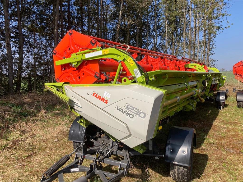 Schneidwerk des Typs CLAAS Vario 1230 AC, Gebrauchtmaschine in Strahwalde (Bild 1)