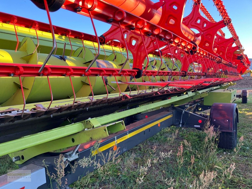 Schneidwerk of the type CLAAS Vario 1230 mit Laser links/ Wagen, Gebrauchtmaschine in Mühlengeez (Picture 15)