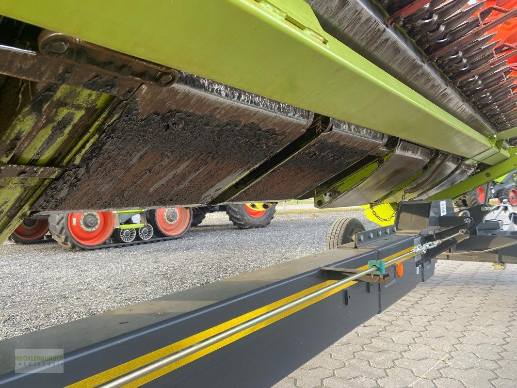 Schneidwerk typu CLAAS Vario 1230 - Modelljahr 2019 mit Wagen, Gebrauchtmaschine v Mühlengeez (Obrázek 12)