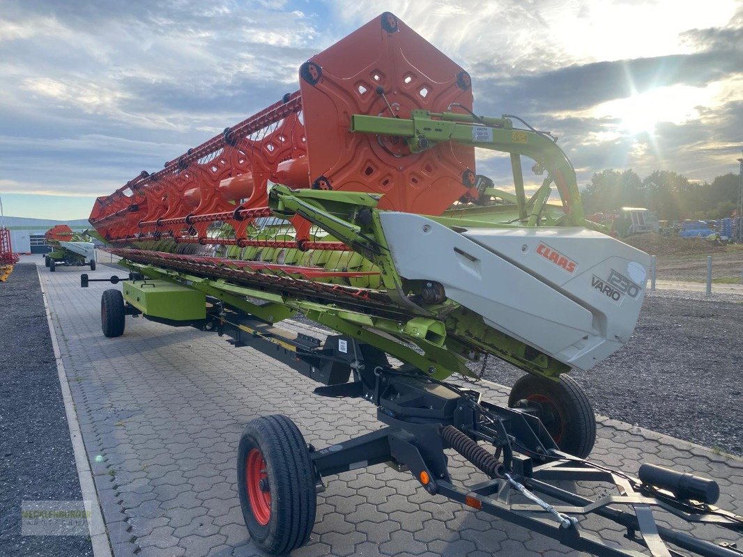 Schneidwerk typu CLAAS Vario 1230 - Modelljahr 2019 mit Wagen, Gebrauchtmaschine v Mühlengeez (Obrázek 13)