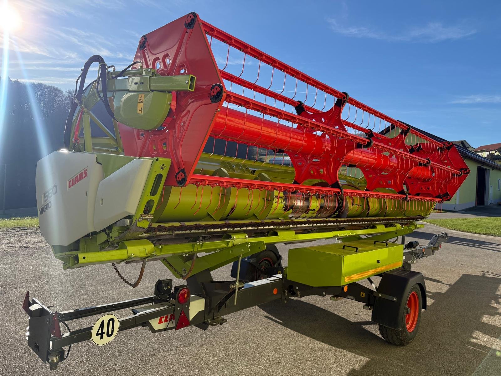 Schneidwerk des Typs CLAAS Vario 560 AC mit Raps Baujahr 2024, Gebrauchtmaschine in Breitenbrunn (Bild 4)