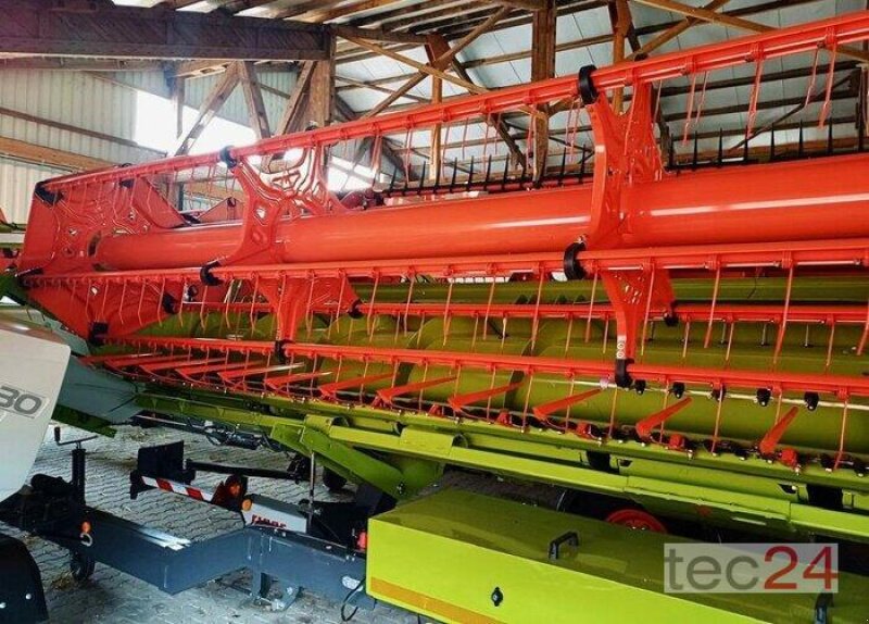 Schneidwerk des Typs CLAAS Vario 680 / Raps, Neumaschine in Östringen (Bild 2)