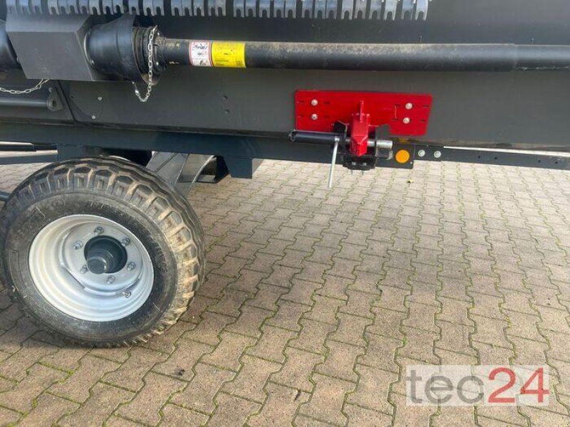 Schneidwerk des Typs Fendt PF 10,70 M/ 35" SCHNEIDWERK, Neumaschine in Brakel (Bild 18)