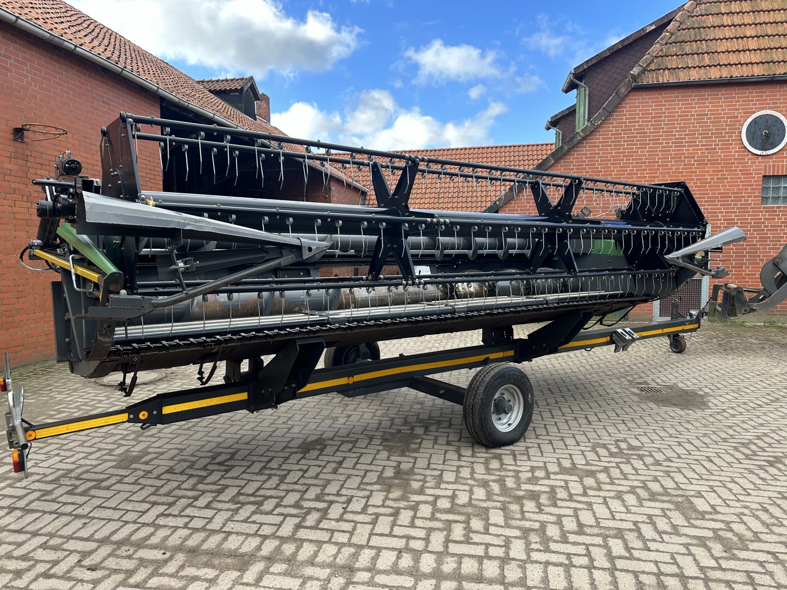 Schneidwerk des Typs Fendt PowerFlow 5,5m 7018, Gebrauchtmaschine in Schweringen (Bild 2)