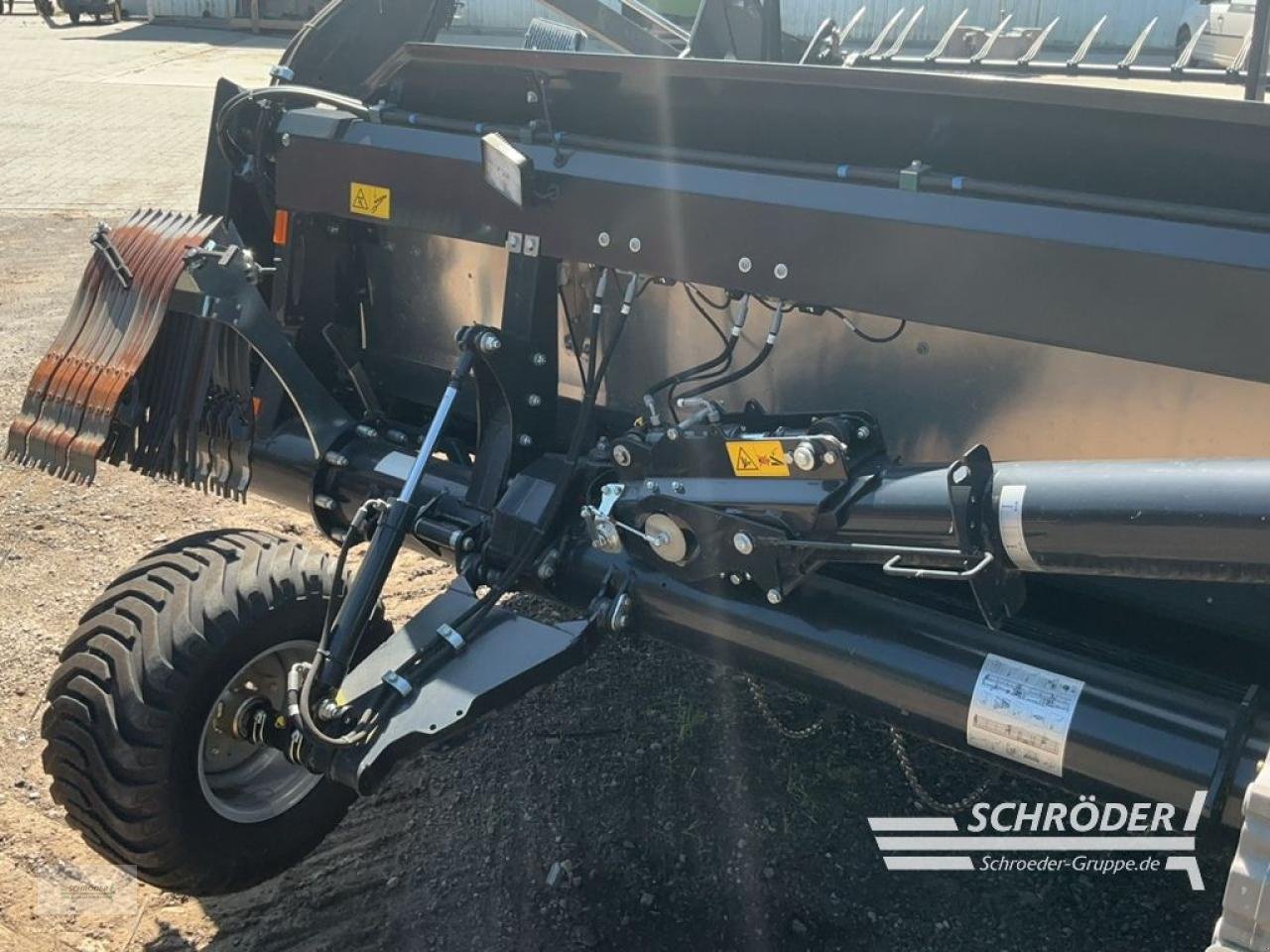 Schneidwerk des Typs Geringhoff 10,65M BANDSCHNEIDWERK TRUFLEX 35 +WAGEN, Gebrauchtmaschine in Friedland (Bild 5)