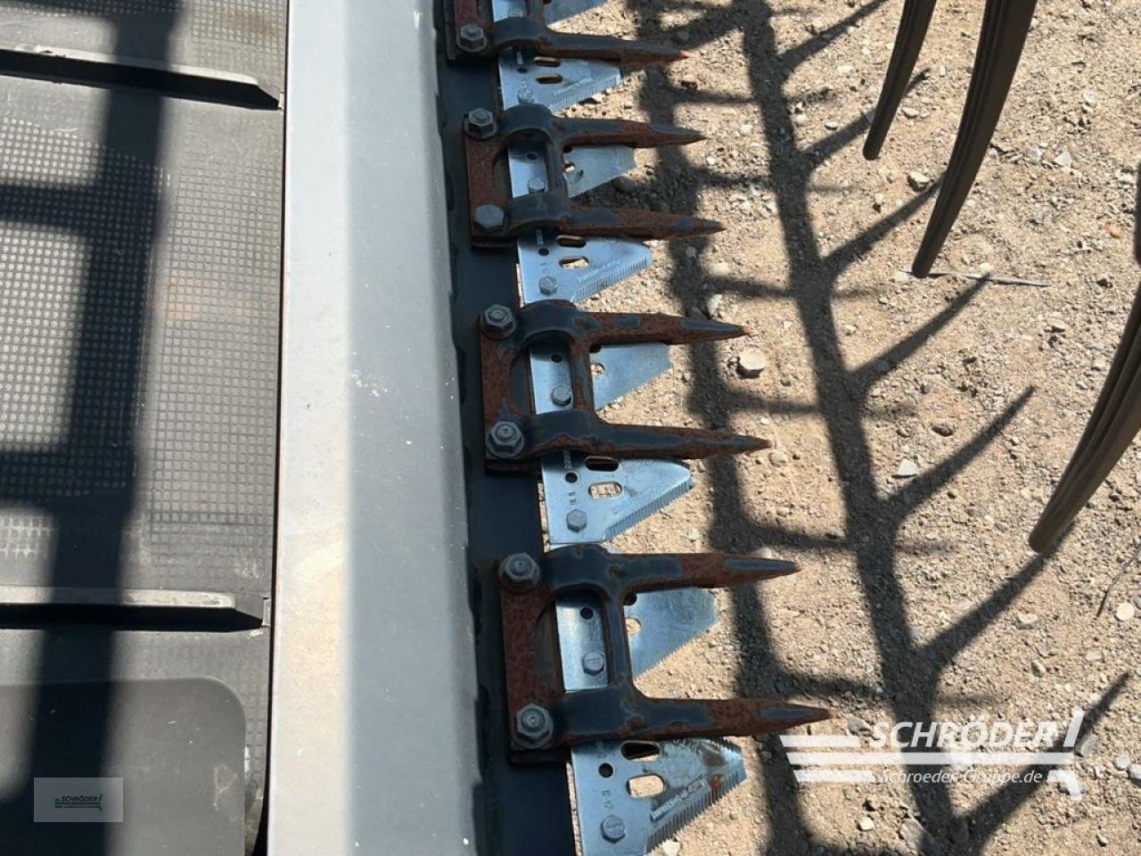 Schneidwerk des Typs Geringhoff 10,65M BANDSCHNEIDWERK TRUFLEX 35 +WAGEN, Gebrauchtmaschine in Friedland (Bild 16)