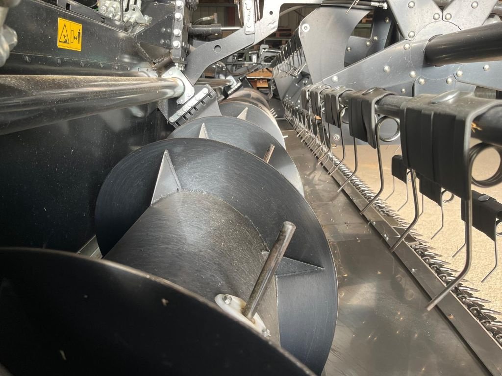 Schneidwerk des Typs Geringhoff HV 720 Vario, Gebrauchtmaschine in CHEMAUDIN ET VAUX (Bild 7)