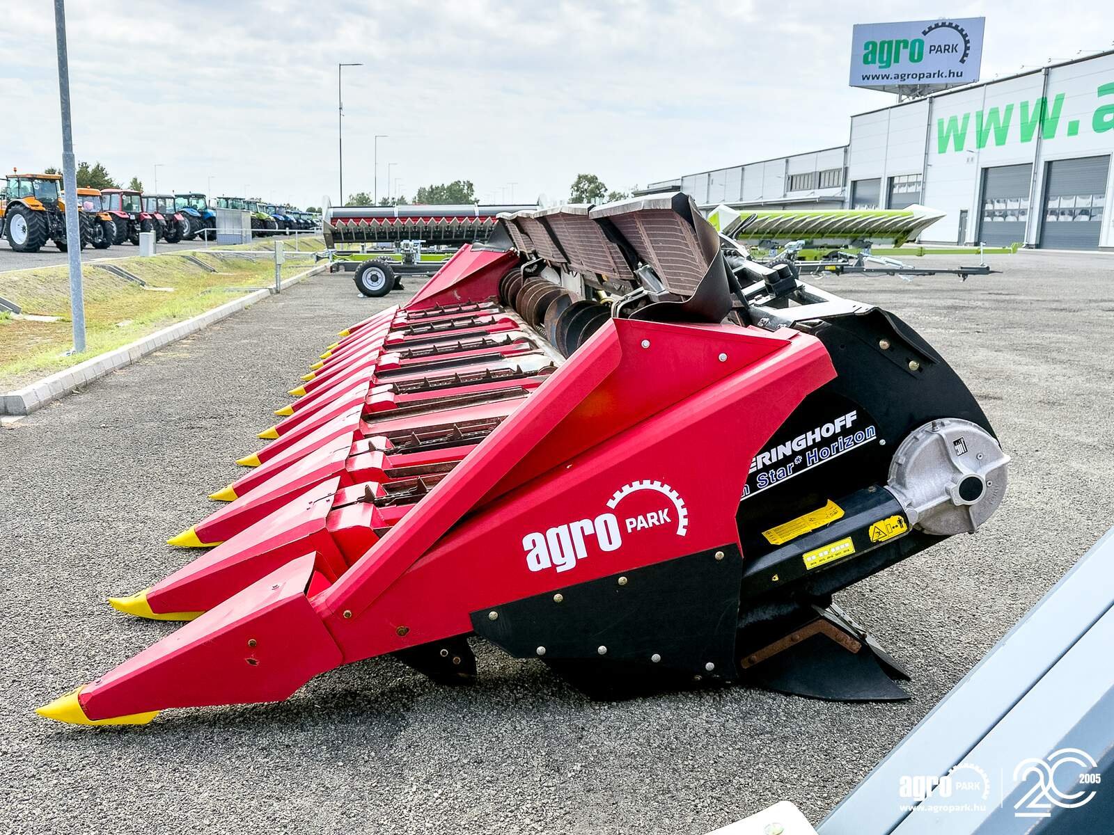 Schneidwerk типа Geringhoff SF Horizon 1230/FB 12-row sunflower header with John Deere and Claas bracket, 75 cm row spacing, folding frame design, stalk chopper, Gebrauchtmaschine в Csengele (Фотография 5)